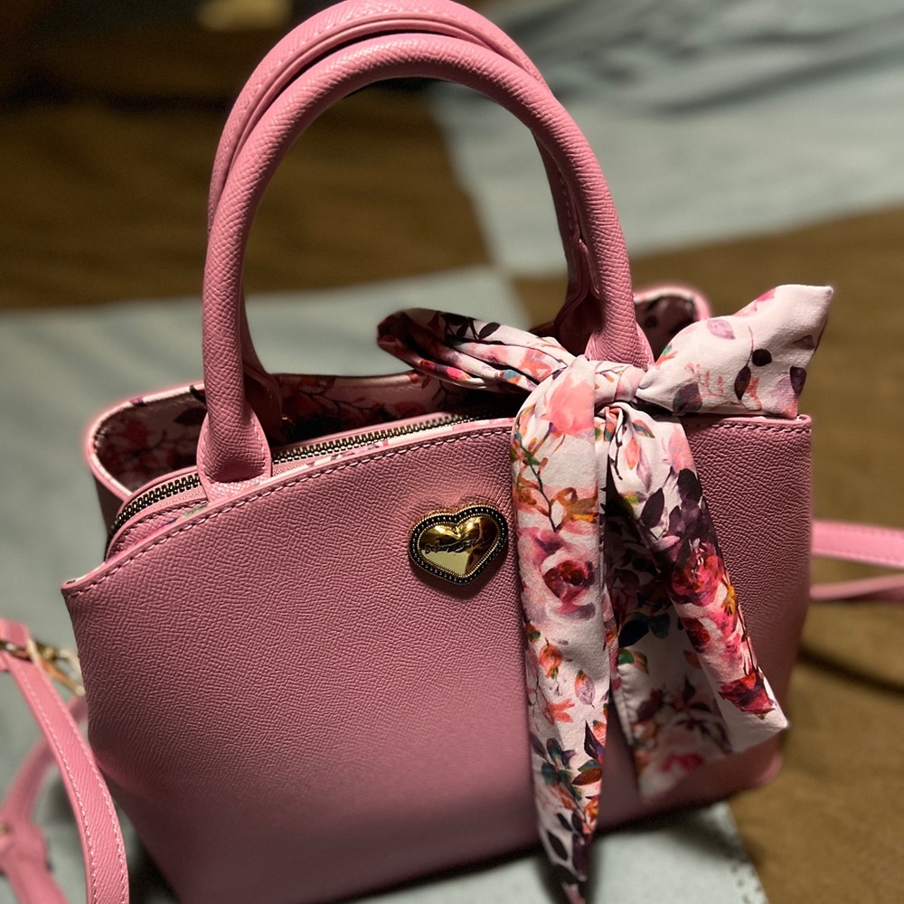 Betsey Johnson mauve satchel purse